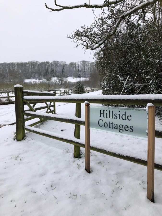 Wisteria Cottage - Hillside Holiday Cottages, Cotswolds Warmington Exteriér fotografie